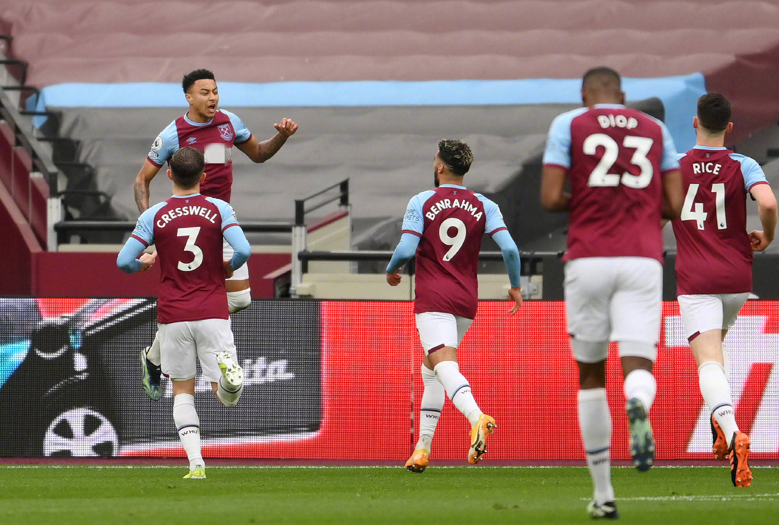 赛场上证明 赛场上证明